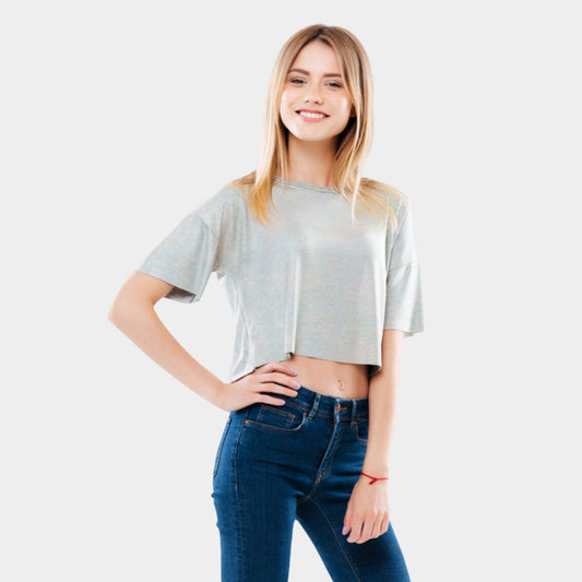 Kleid mit lebhafter Blumenstickerei